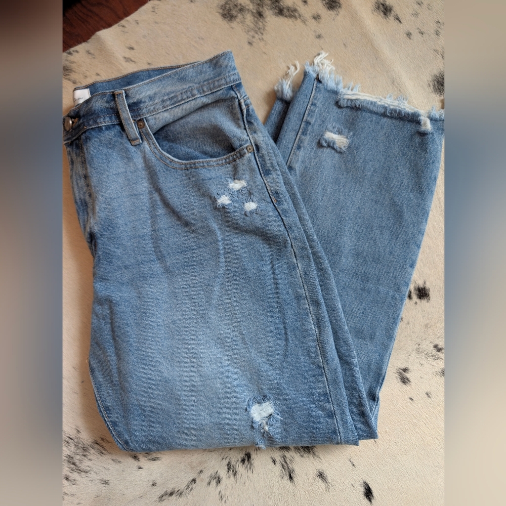 KanCan Light Blue Straight-Leg Jeans with Distressed Hem